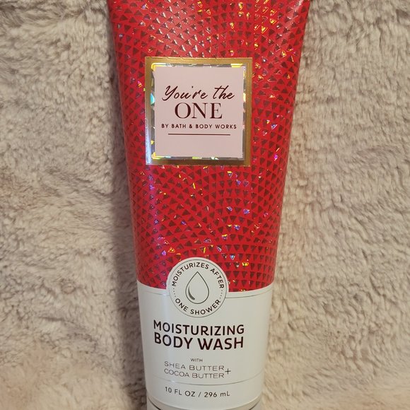 2 Bath & Body Works Body Wash 10 fl oz. - Picture 3 of 4